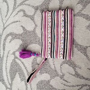 Charming Charlie Clutch